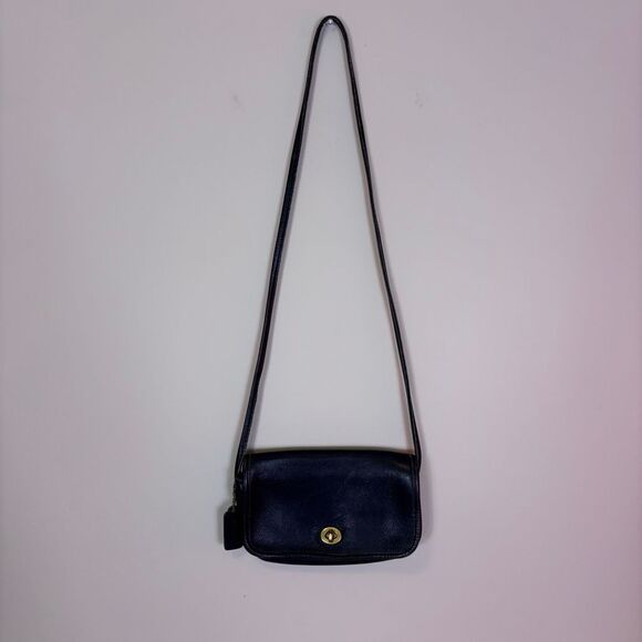 Coach Vintage Black Leather Flap Closure Small Crossbody Purse - Picture 1 of 7